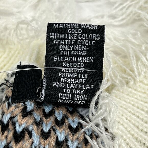 NEW Just Polly Junior Plaid Distressed V-Neck Fringe Boxy Pullover Sweater Large - Picture 9 of 10